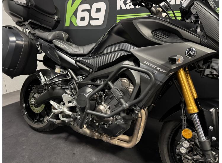 YAMAHA TRACER 900