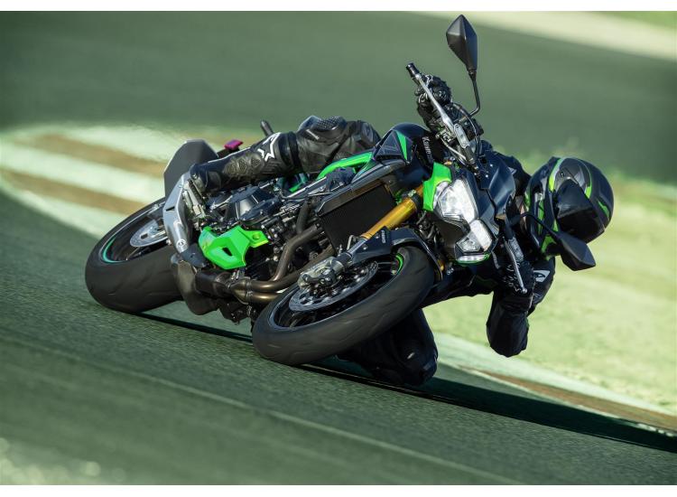 KAWASAKI Z900 SE 2024