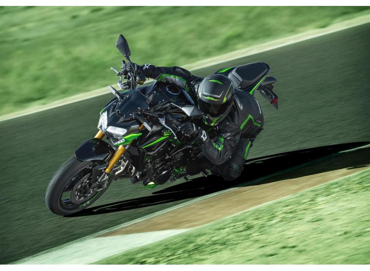 KAWASAKI Z900 SE 2024