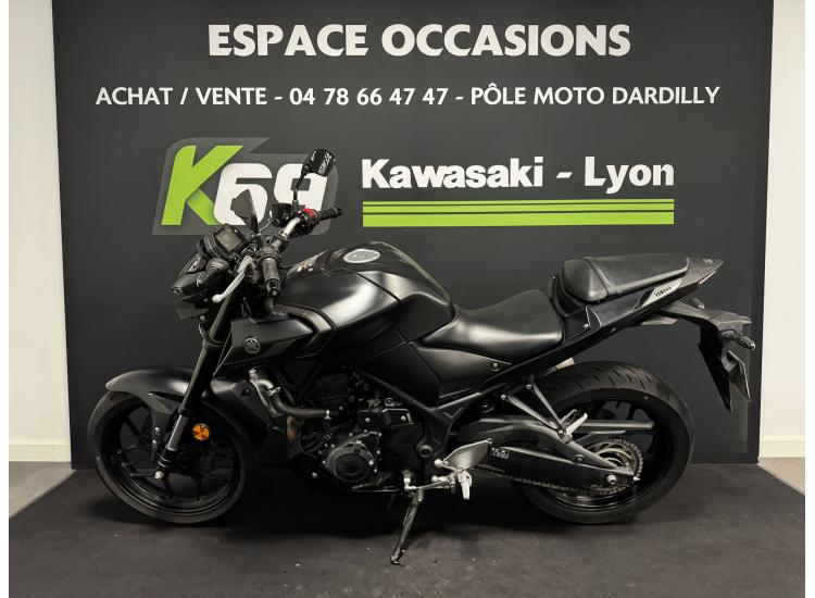 YAMAHA MT03