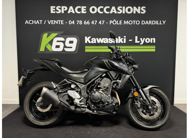 YAMAHA MT03