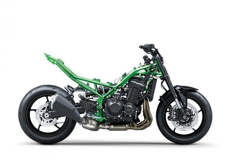 KAWASAKI Z 900 (124cv)