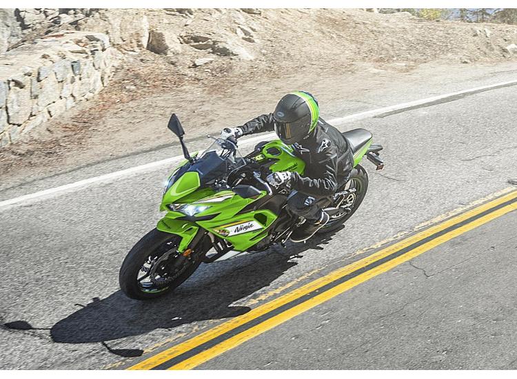 KAWASAKI NINJA 650