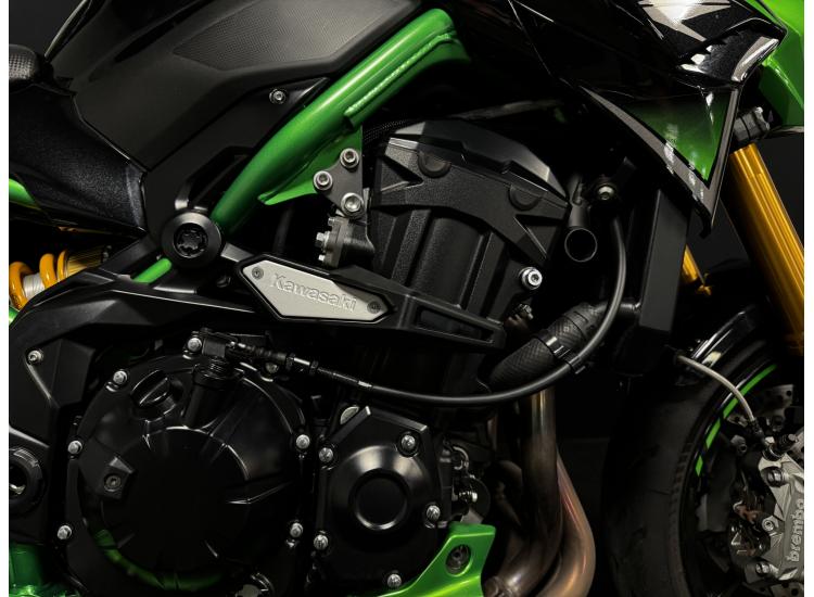 KAWASAKI Z900 SE PERFORMANCE