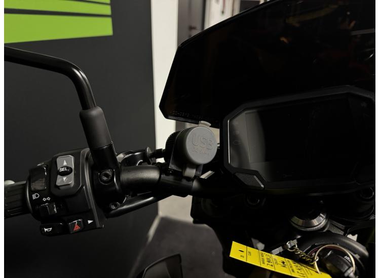 KAWASAKI Z900 SE PERFORMANCE