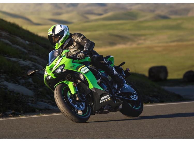 KAWASAKI NINJA ZX-6 R